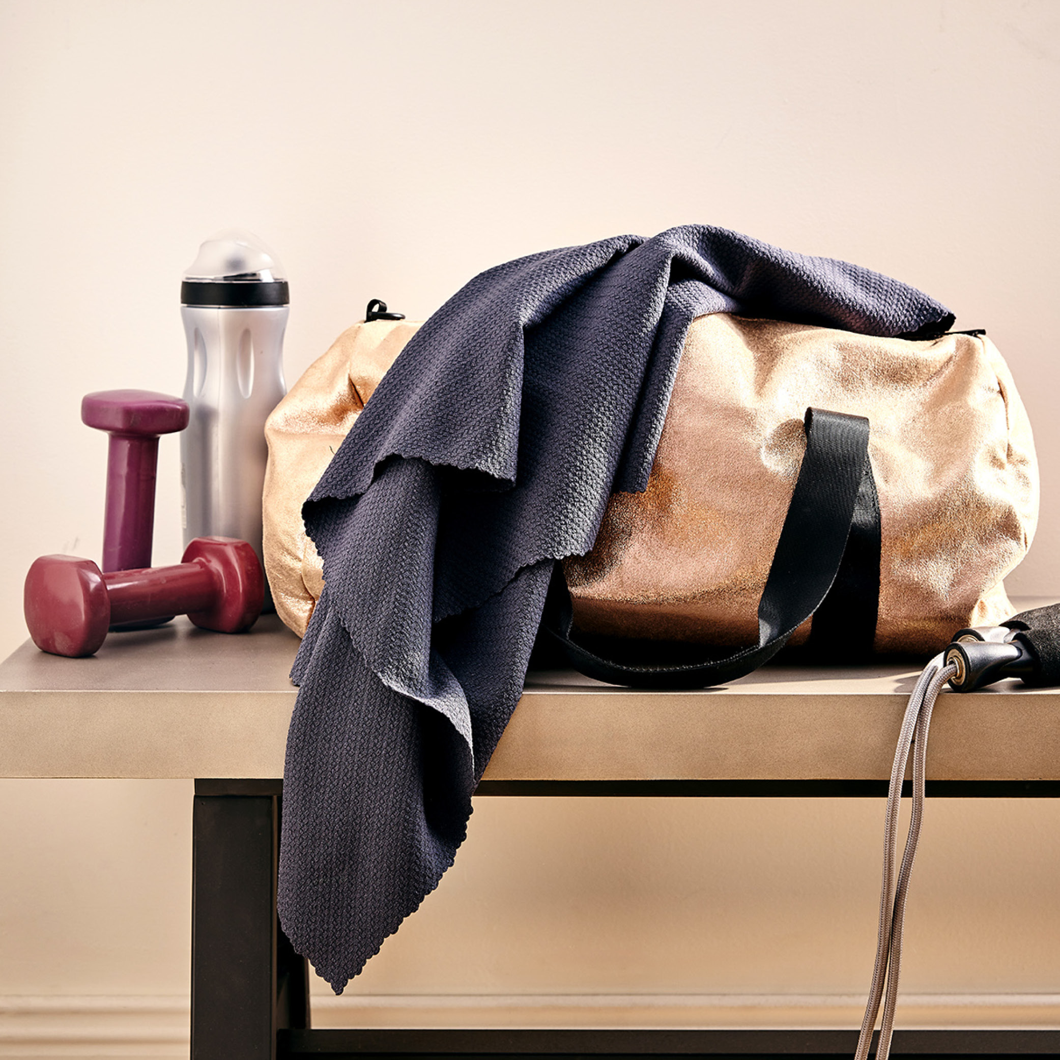 Voyager léger et zéro déchet : 7 essentiels H2O at Home à glisser dans sa valise